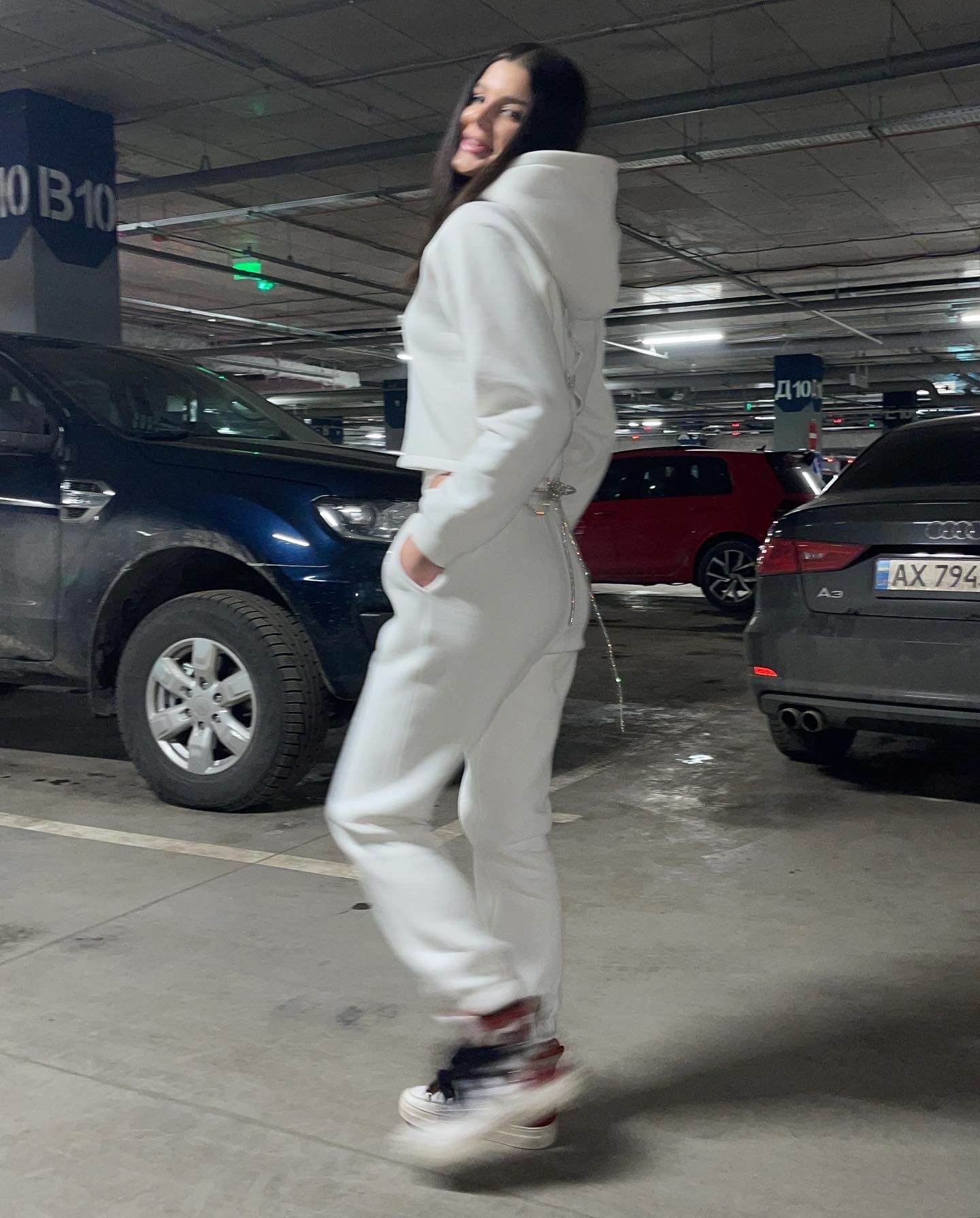 High-Waisted Fleece Pants